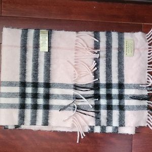 Burberry scarf 100% cashmere